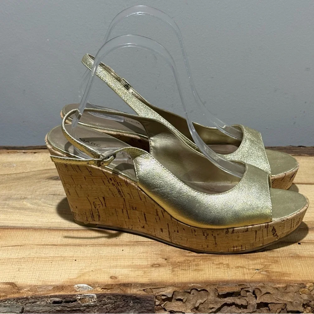 Marc Fisher Espadrille Wedge Platform Sandals‎ Gold Metallic Size 8.5 A21